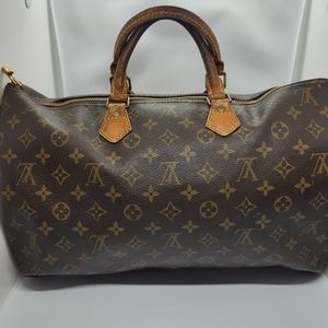 Louis Vuitton Speedy 40 Authentic